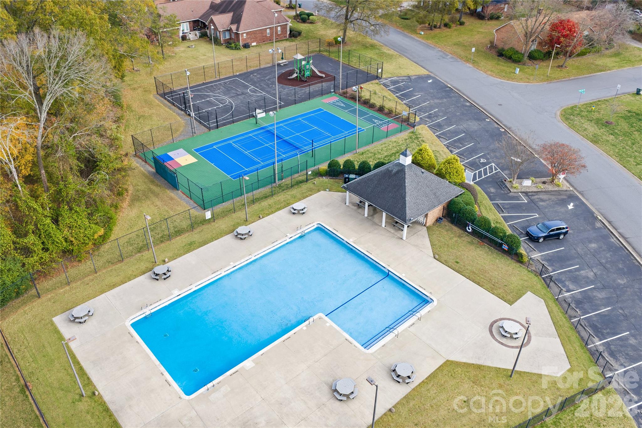 706 King Fredrick Lane — Concord