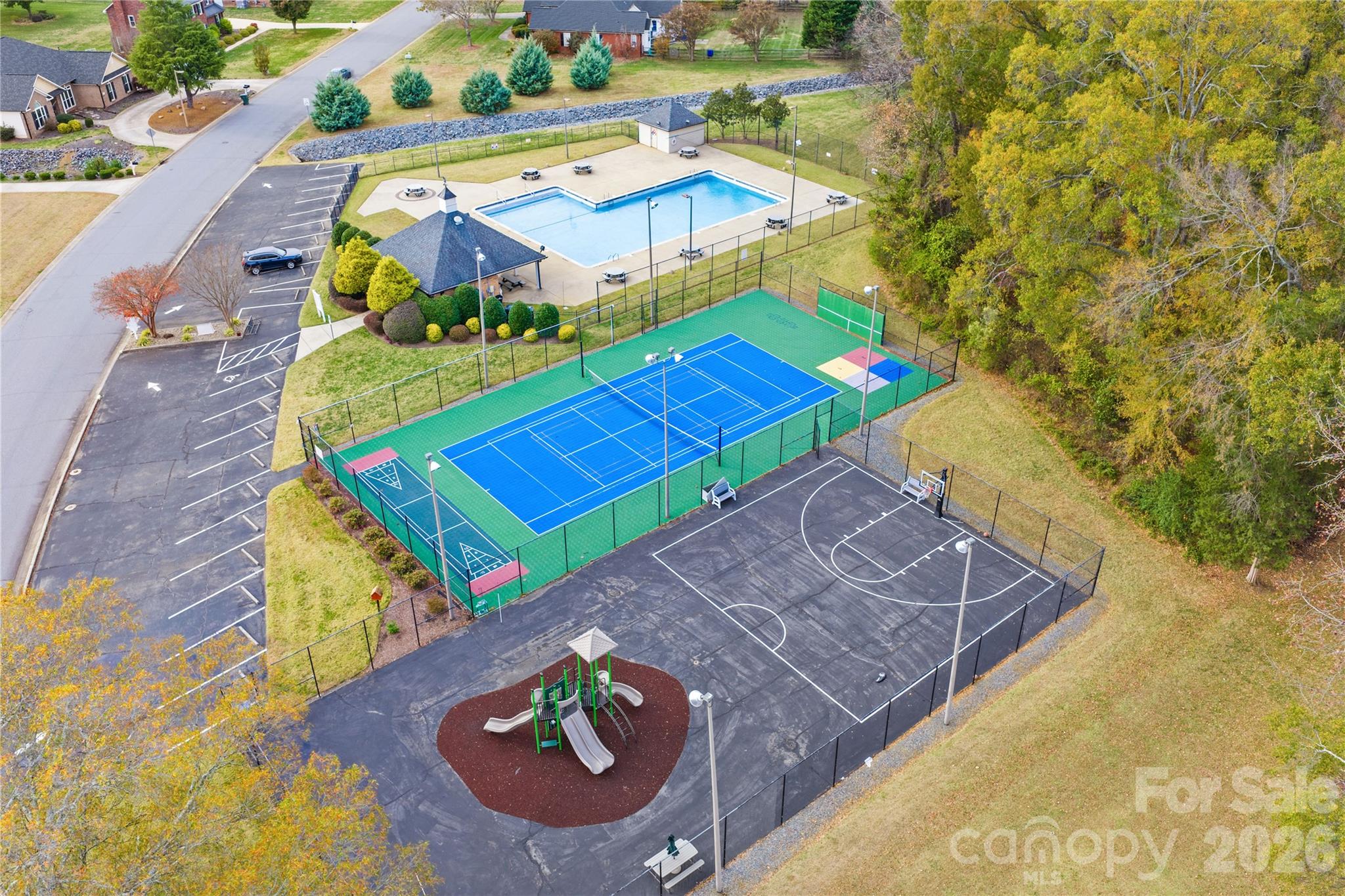 706 King Fredrick Lane — Concord