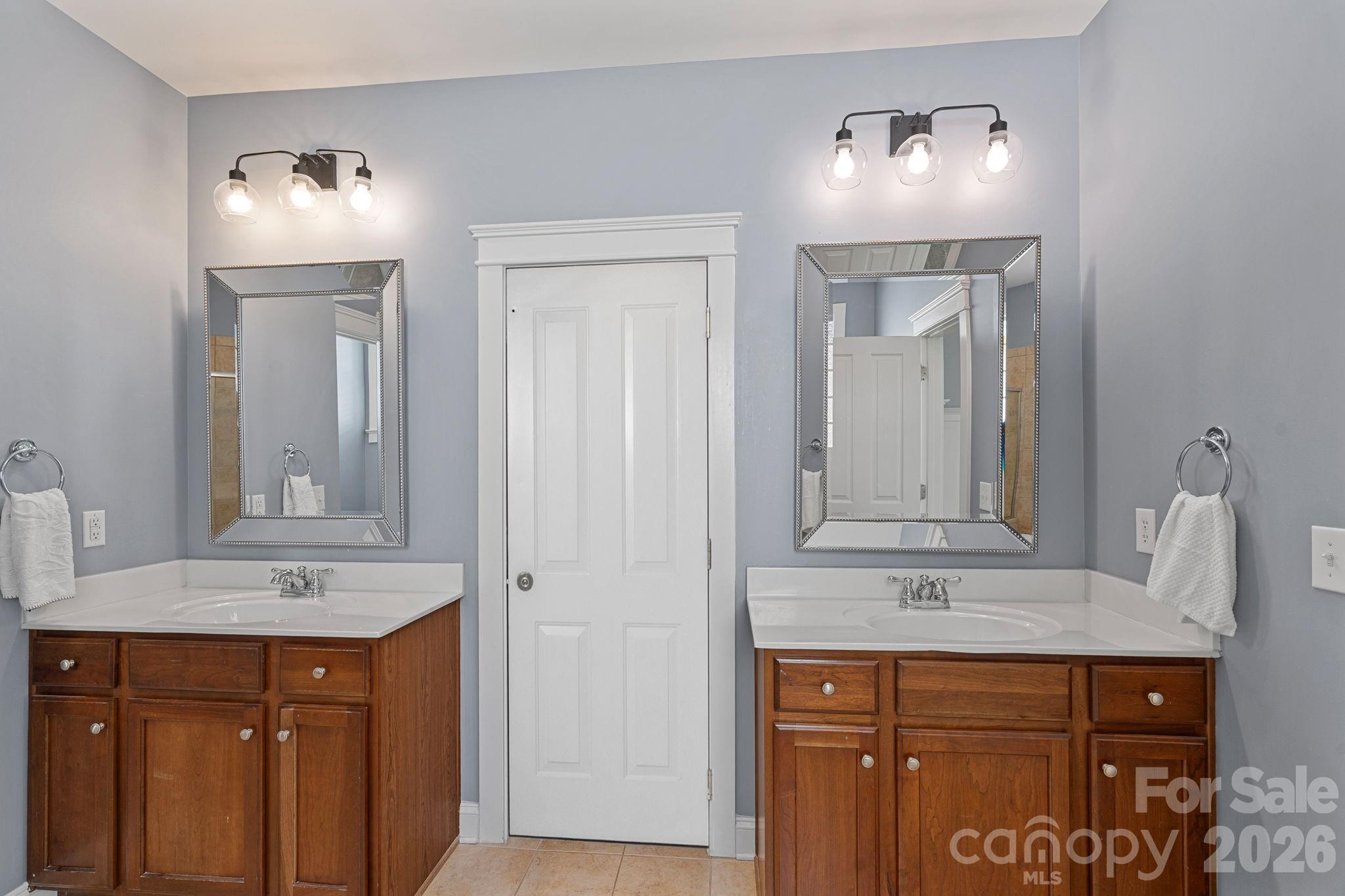 5595 Morris Hunt Drive — Fort Mill