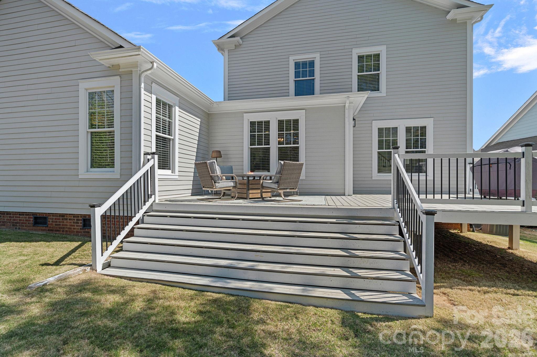 5595 Morris Hunt Drive — Fort Mill