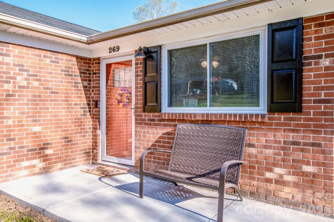 269 Mountview Drive — Mocksville