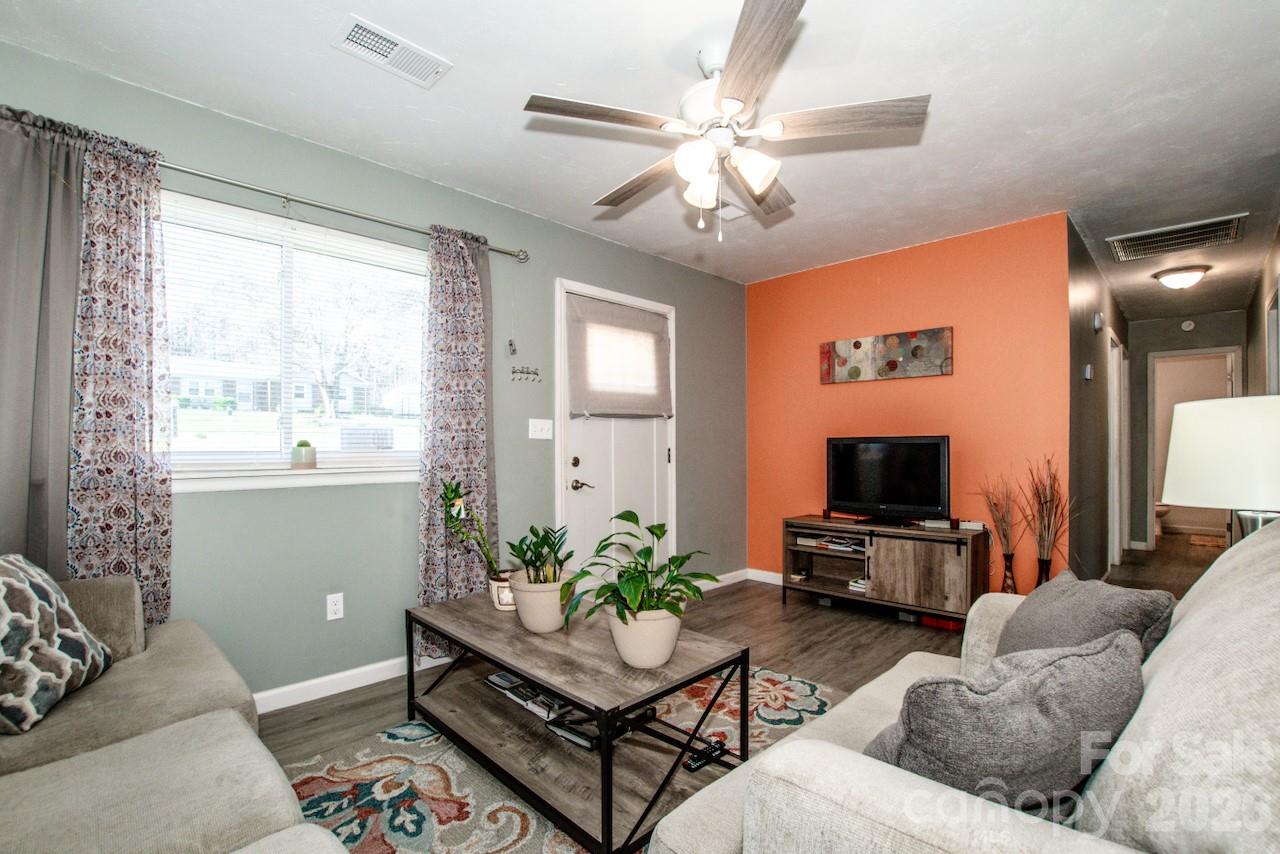 269 Mountview Drive — Mocksville