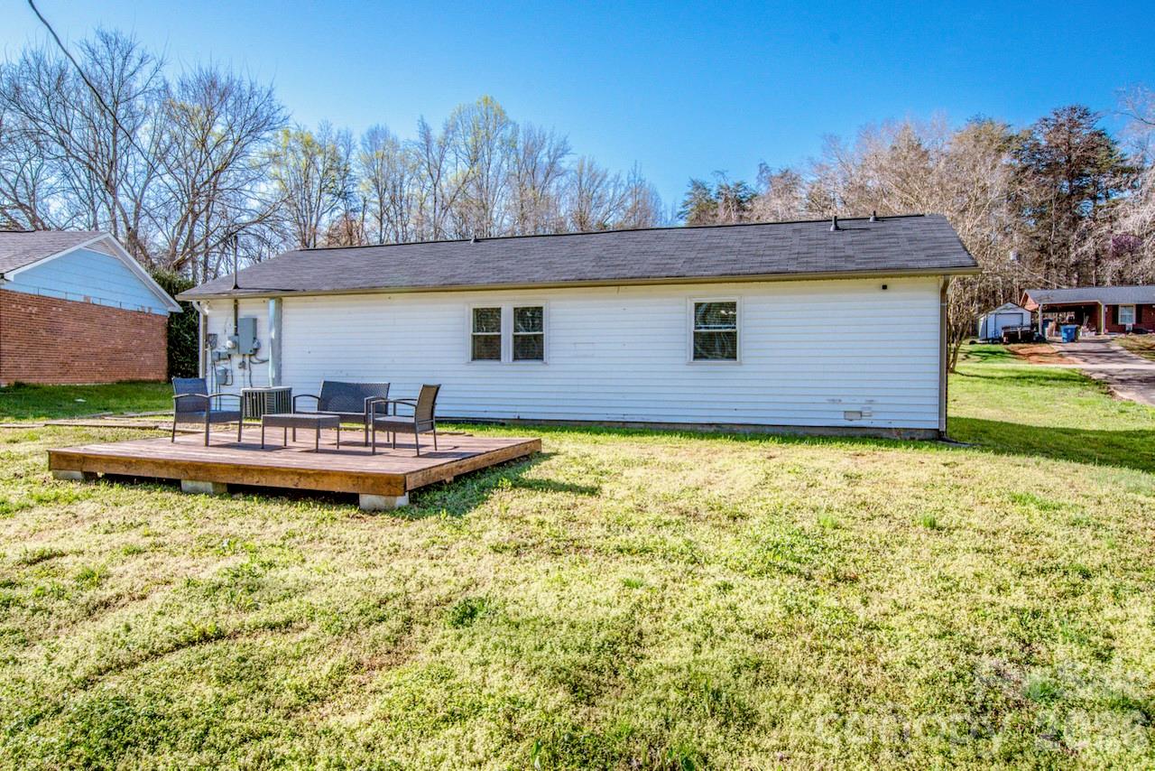 269 Mountview Drive — Mocksville