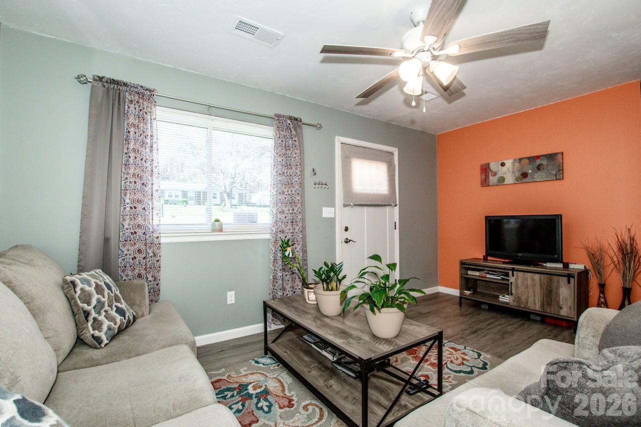 269 Mountview Drive — Mocksville