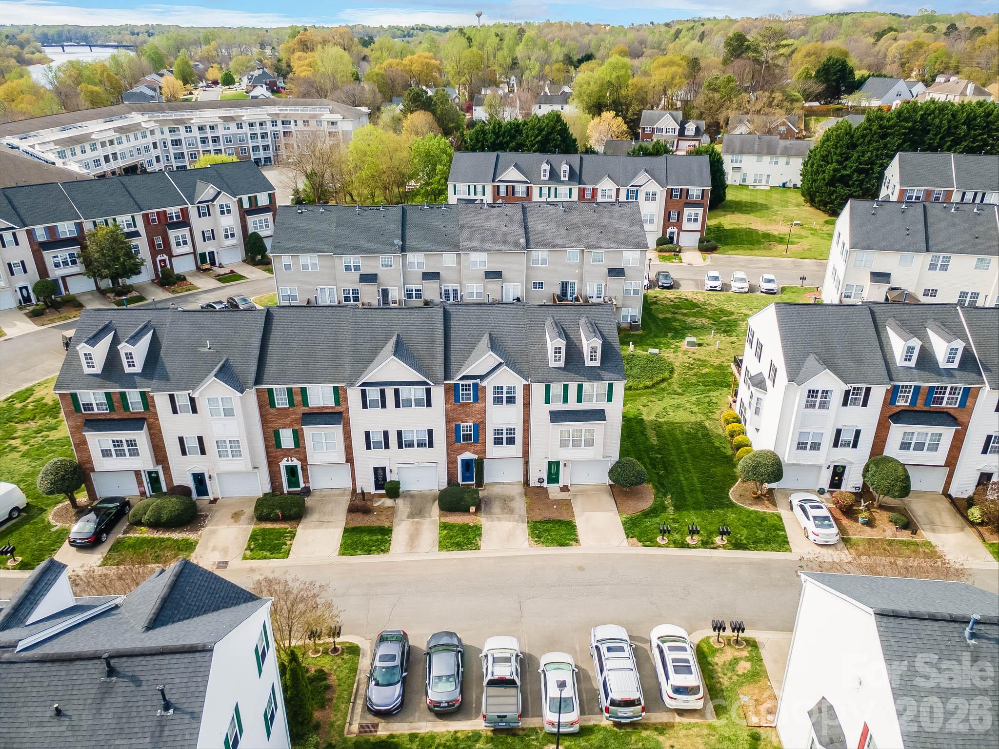 128 Rock Ridge Lane — Mount Holly