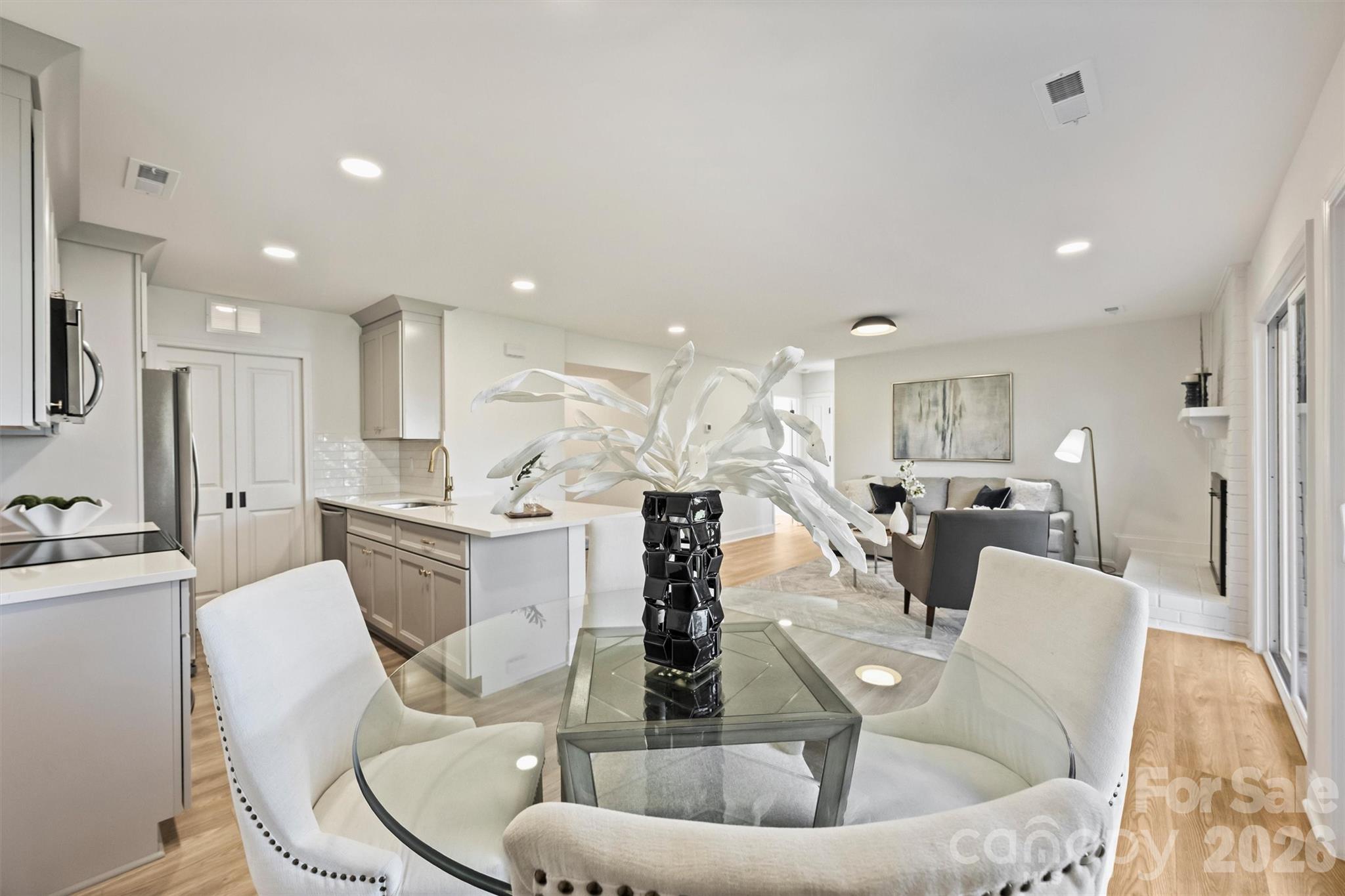 11141 Harrowfield Road — Charlotte
