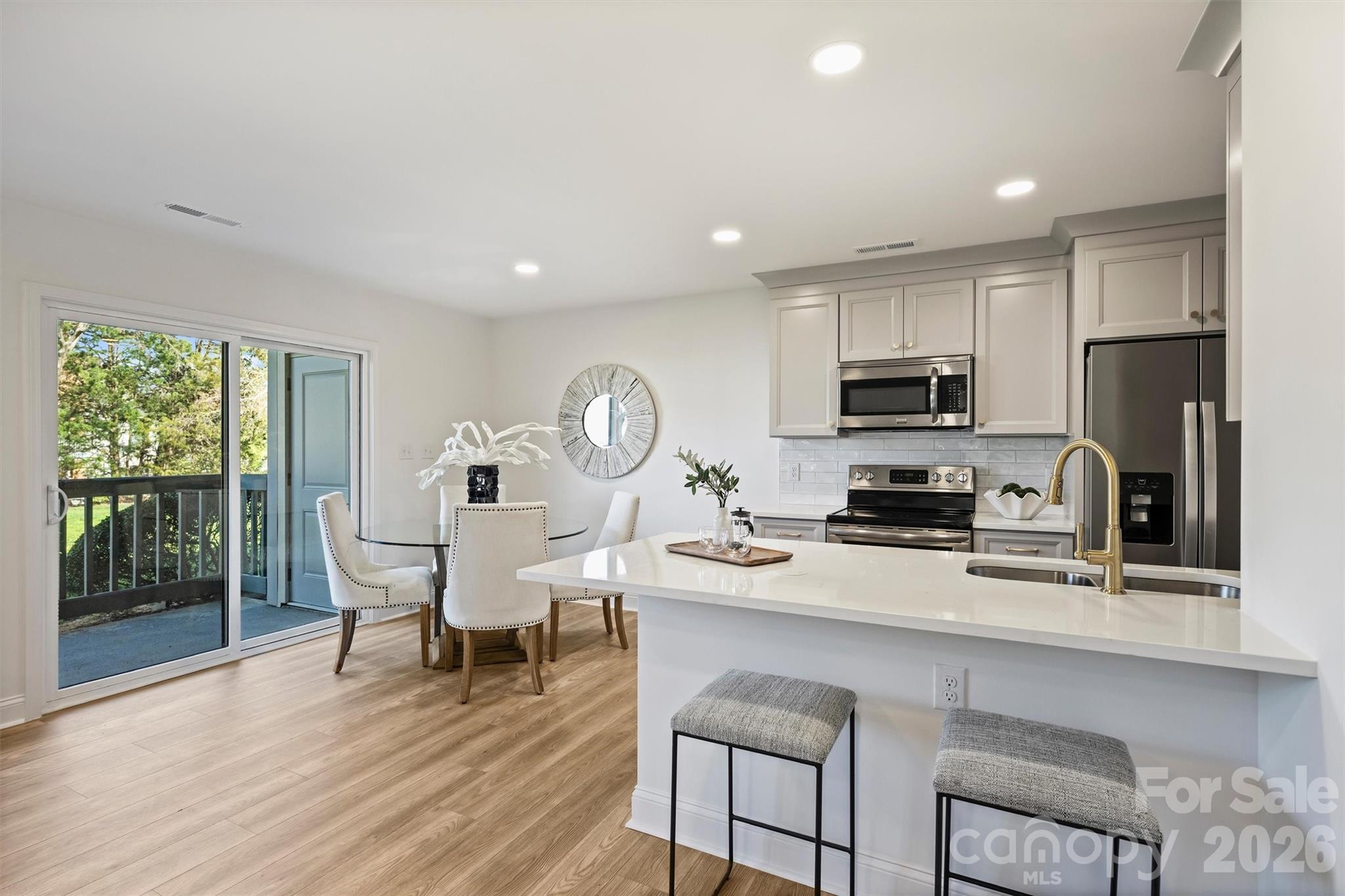 11141 Harrowfield Road — Charlotte