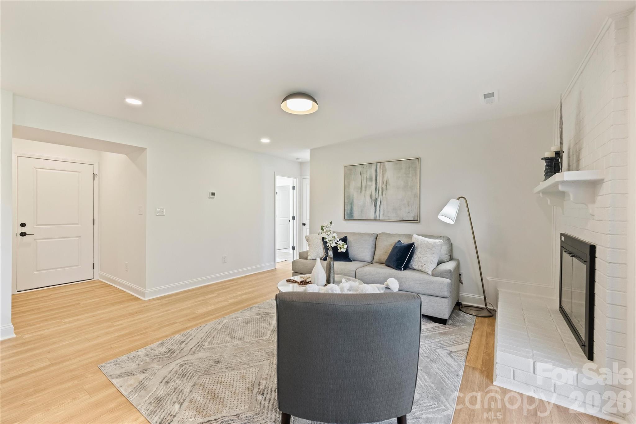 11141 Harrowfield Road — Charlotte