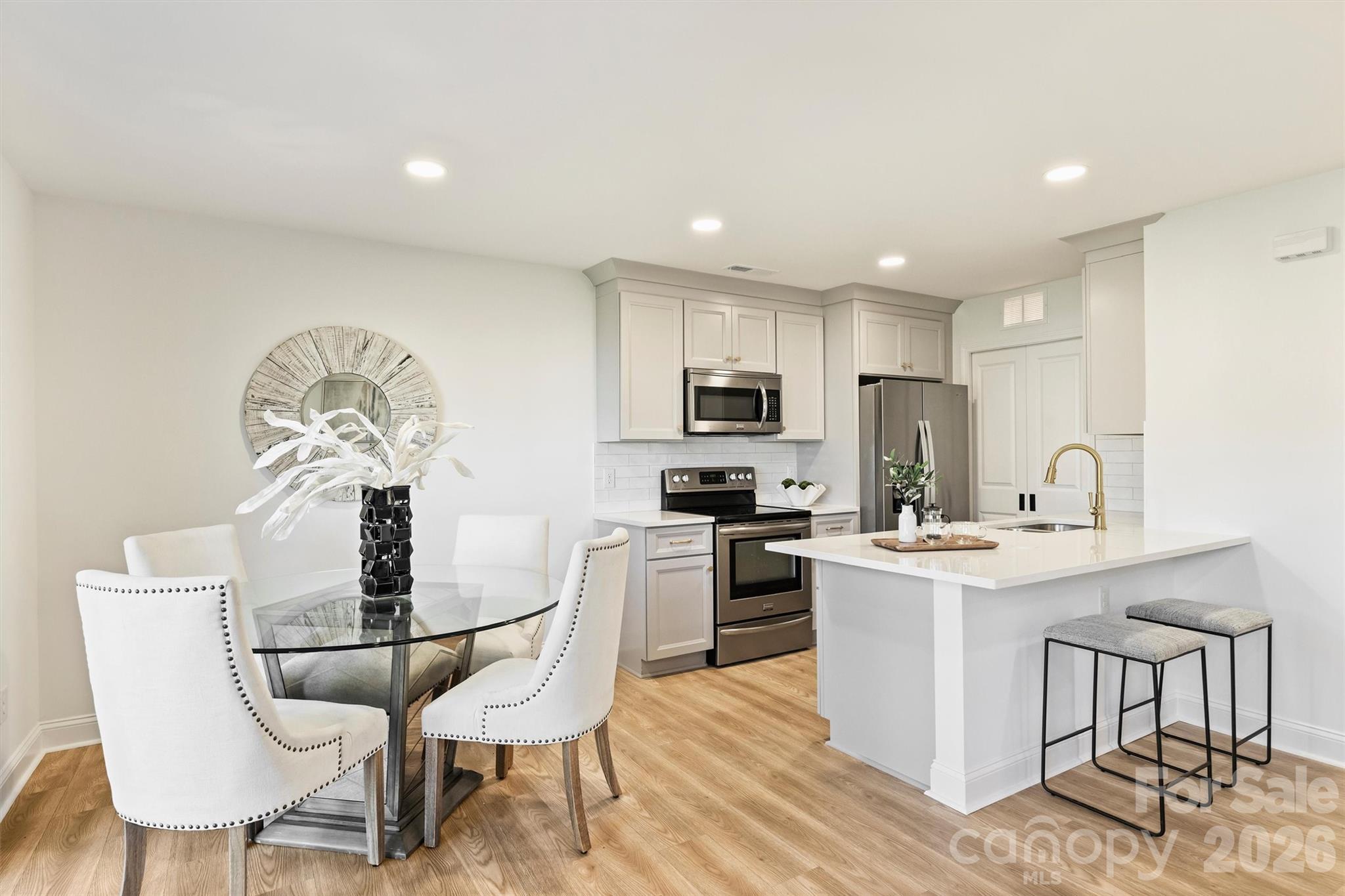 11141 Harrowfield Road — Charlotte