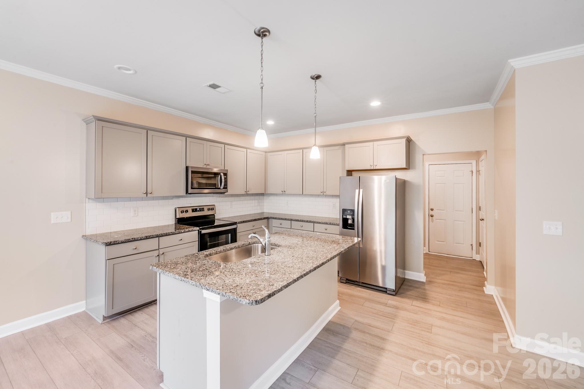 4920 Rockwood Road — Charlotte