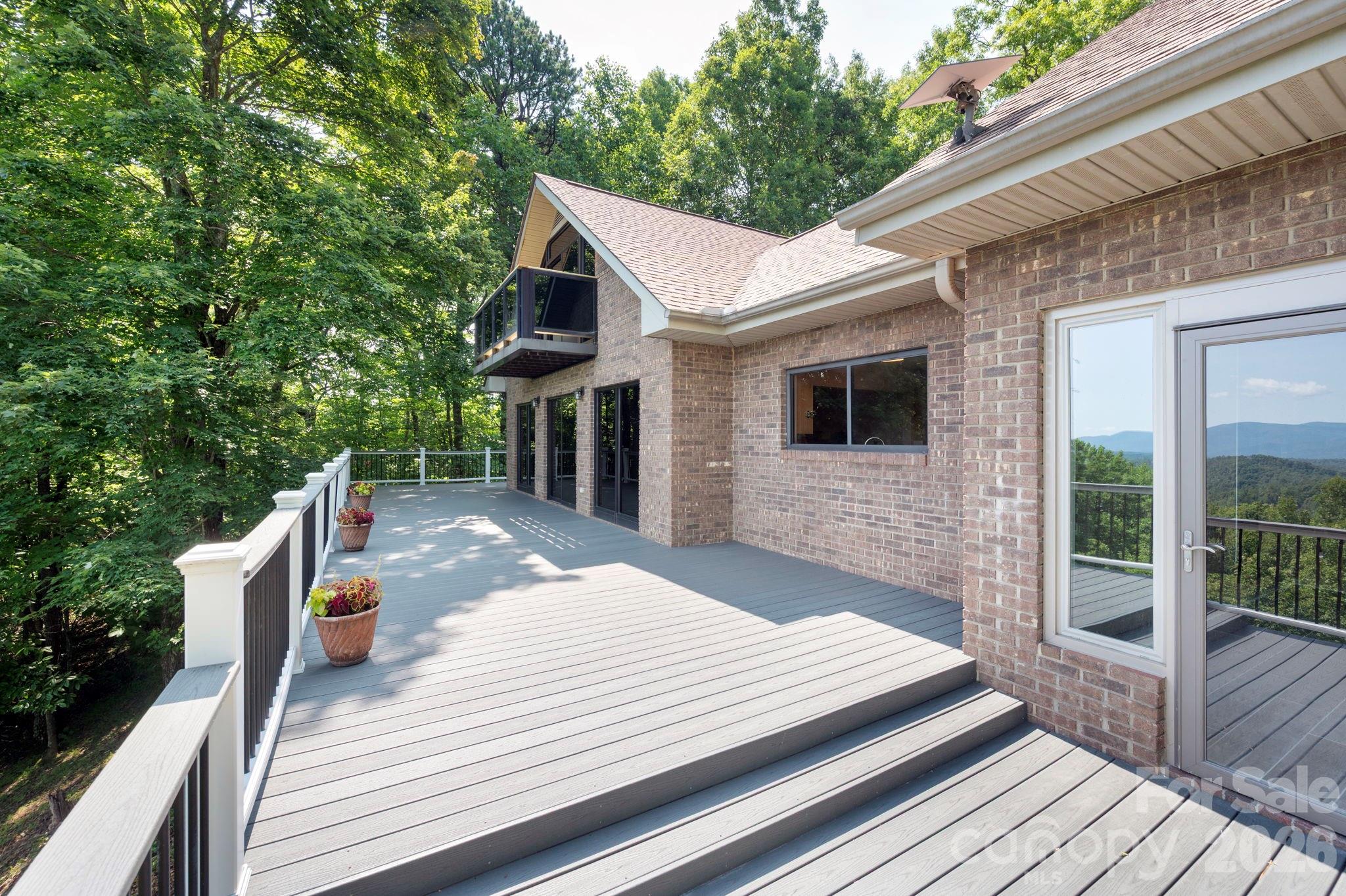 156 Gilliam Road — Old Fort