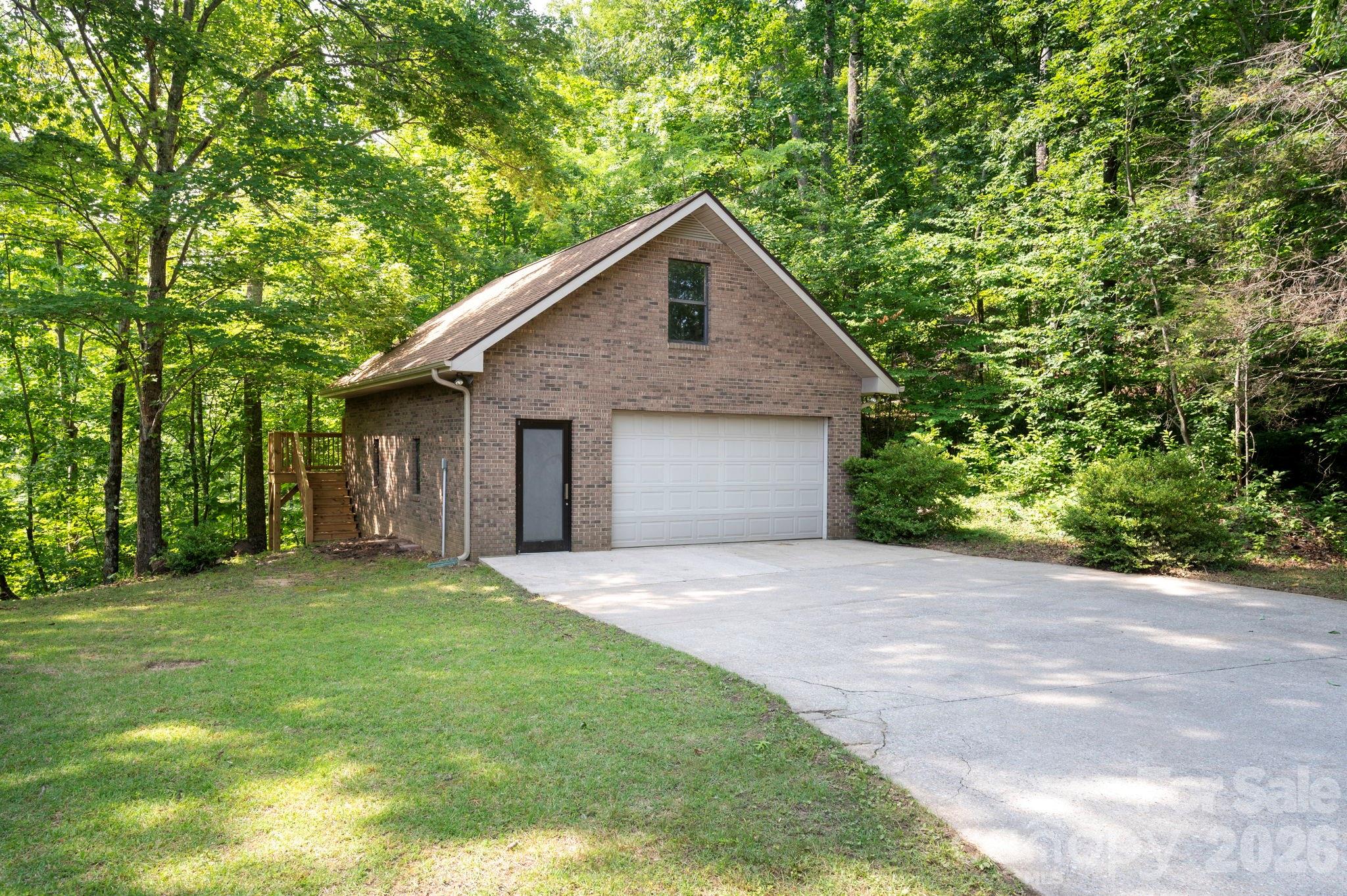 156 Gilliam Road — Old Fort