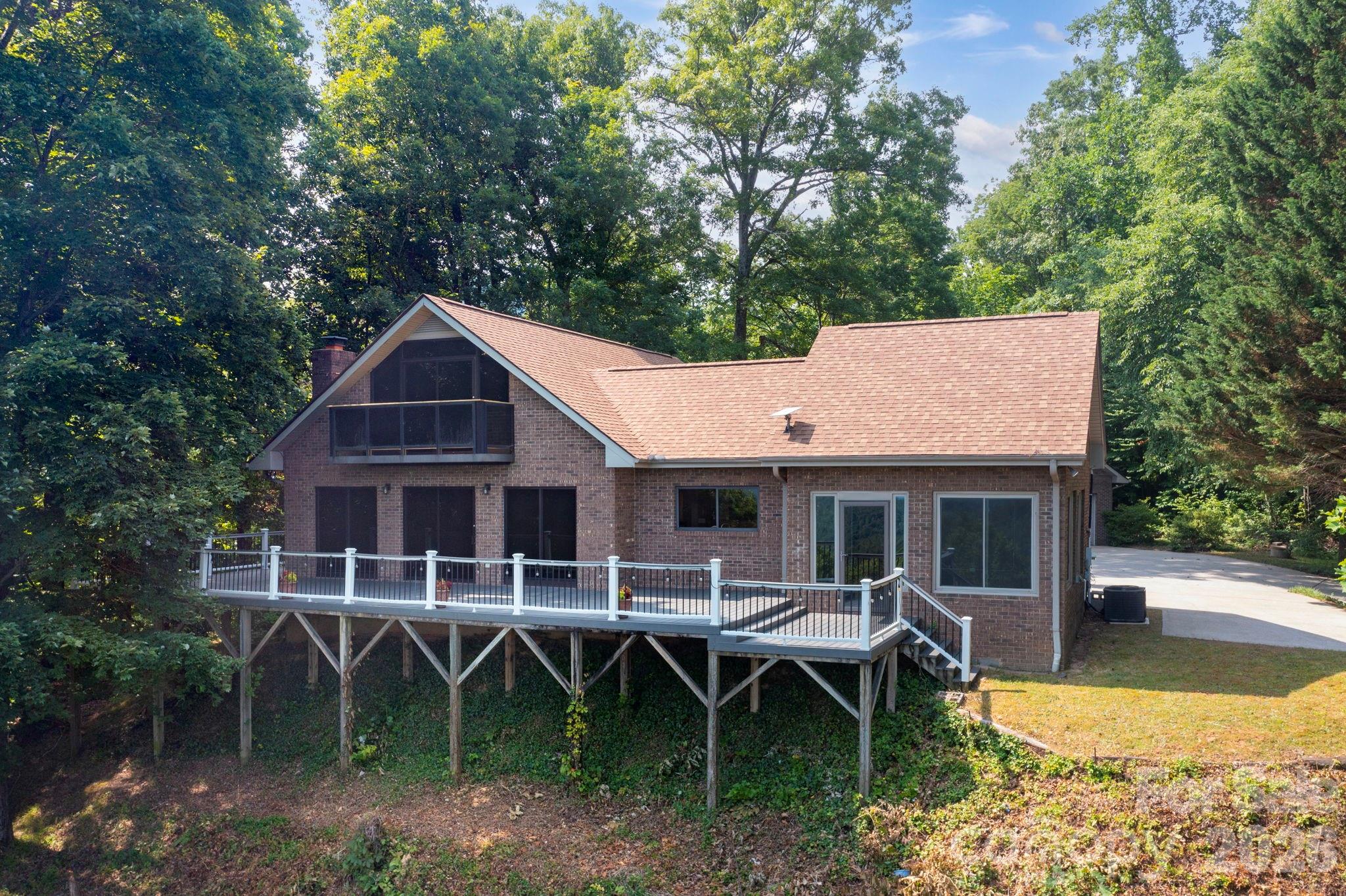 156 Gilliam Road — Old Fort