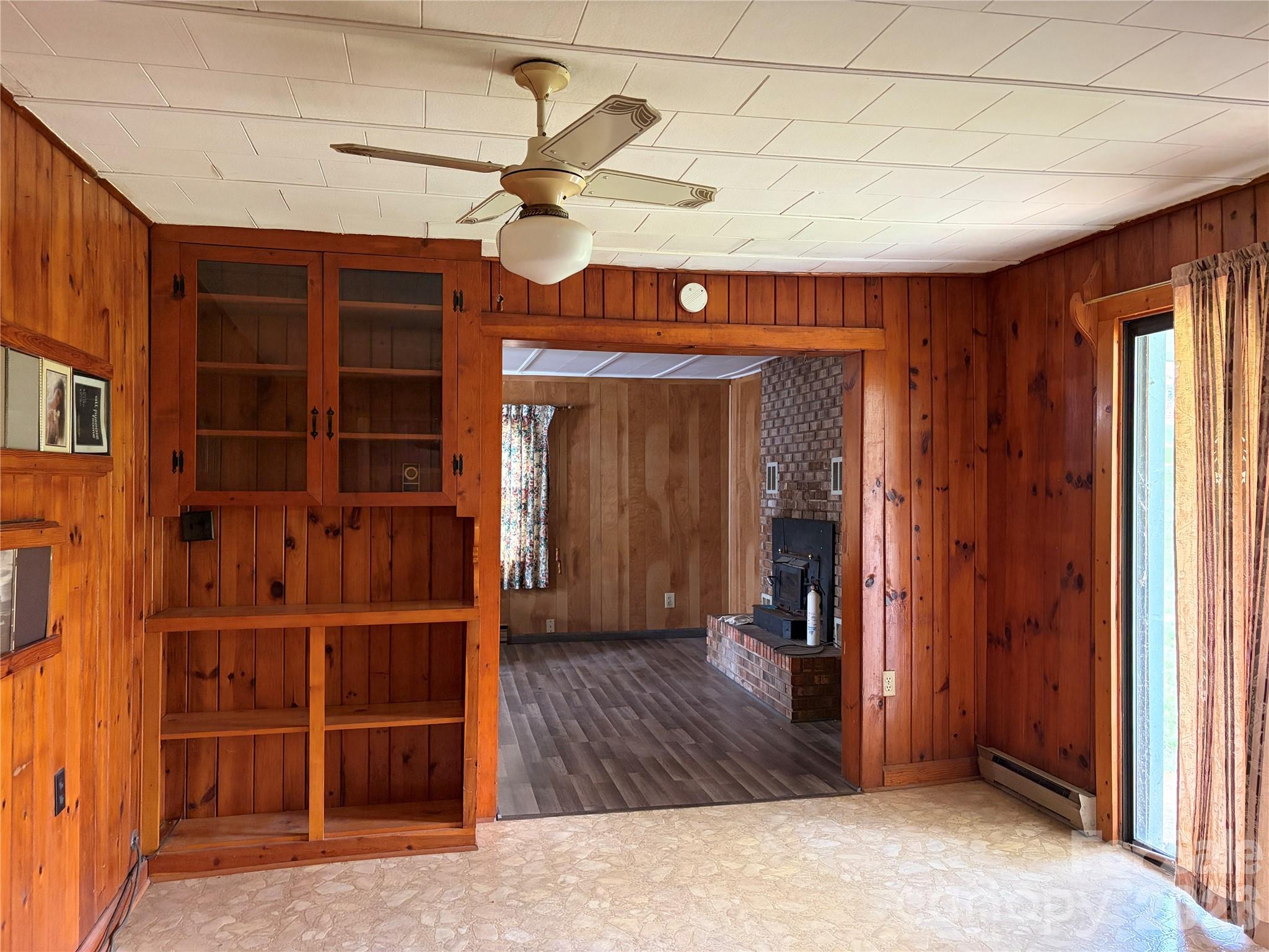 72 Alexander Road — Weaverville