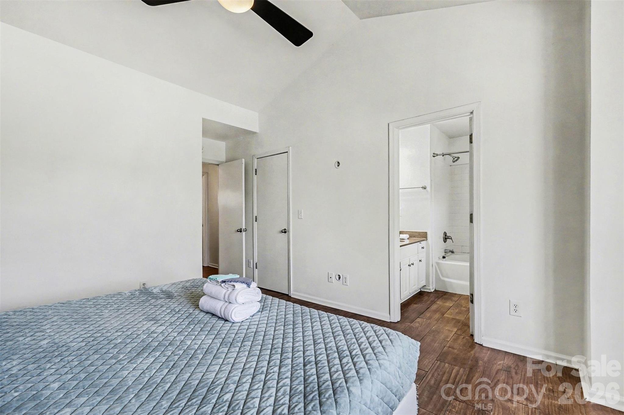 703 E 8th Street — Charlotte
