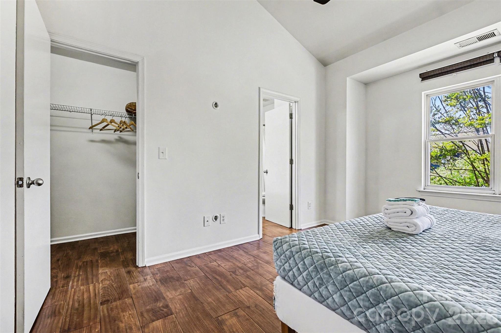 703 E 8th Street — Charlotte