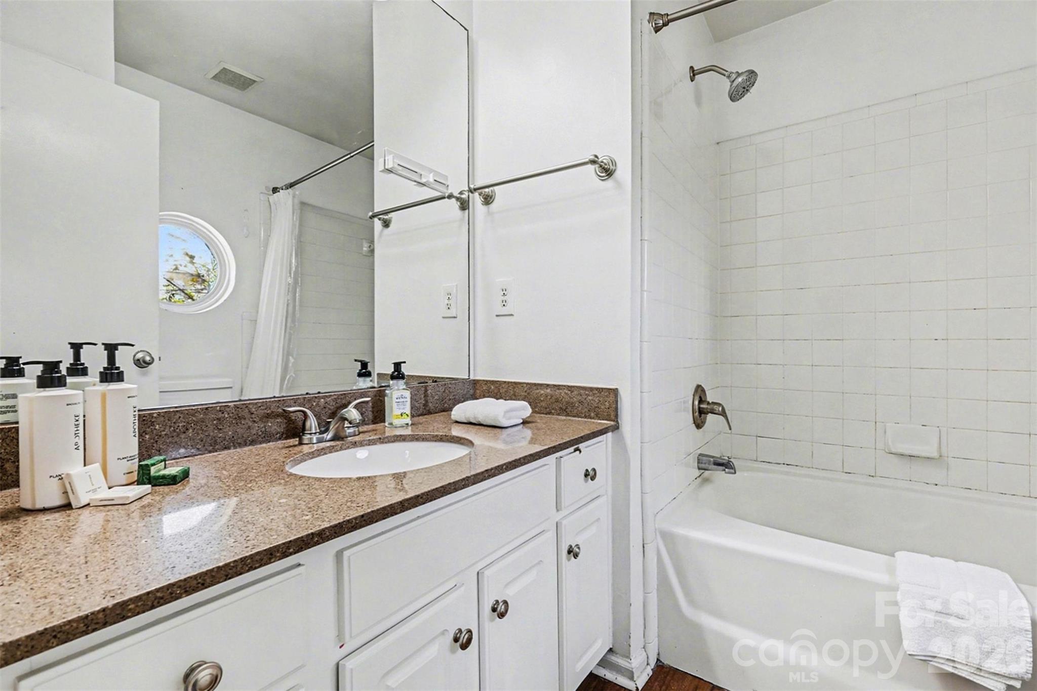 703 E 8th Street — Charlotte