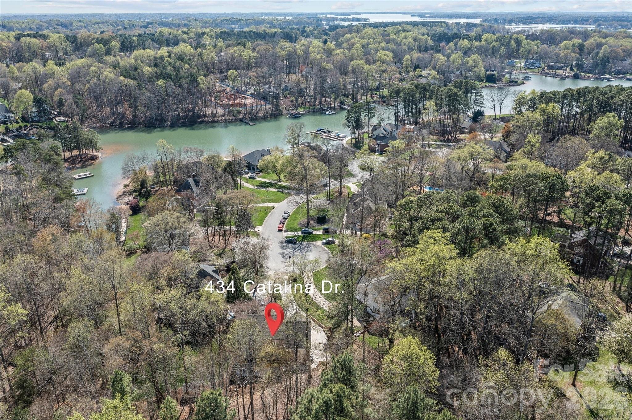 434 Catalina Drive — Mooresville