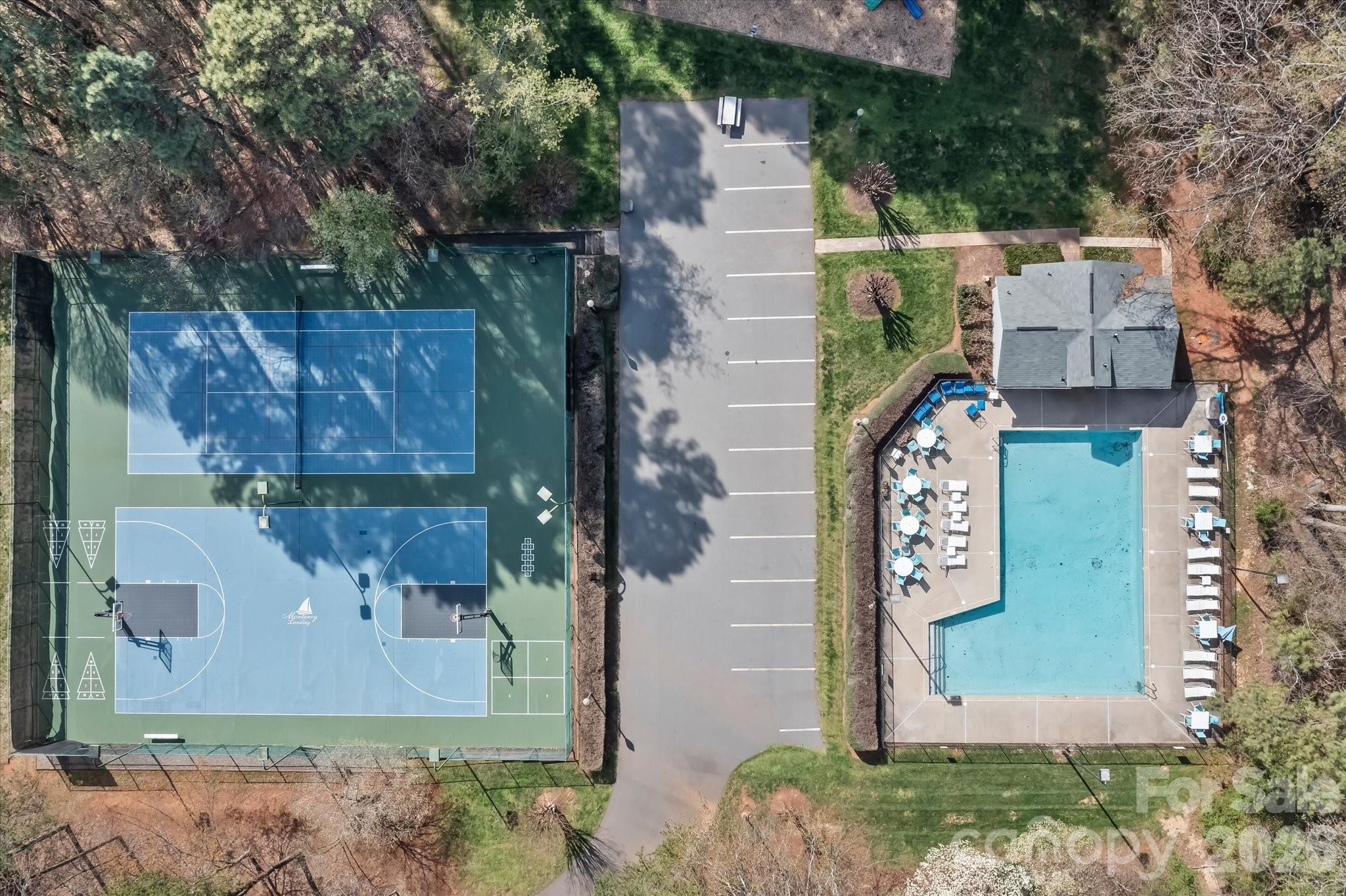 434 Catalina Drive — Mooresville