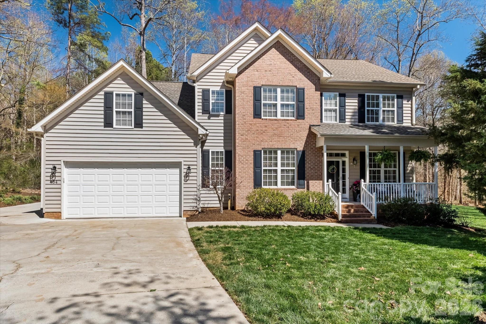 434 Catalina Drive — Mooresville