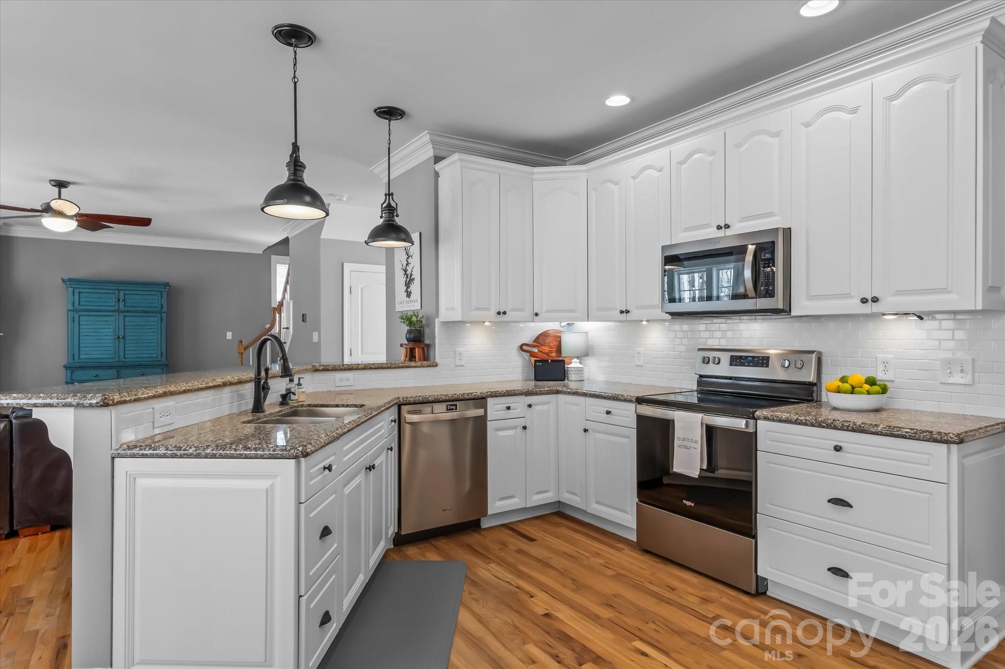 434 Catalina Drive — Mooresville