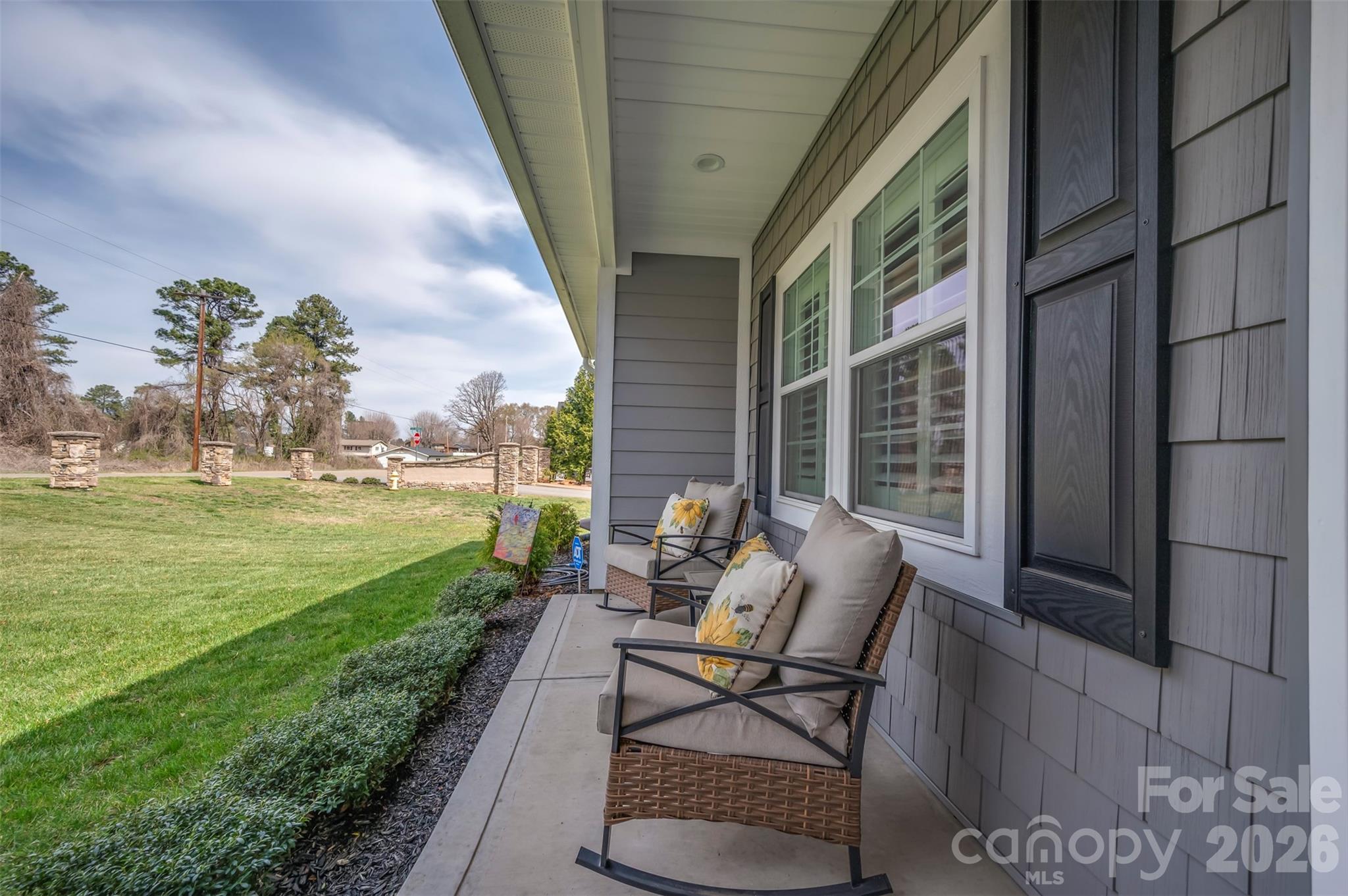 168 Nursery Road — Forest City