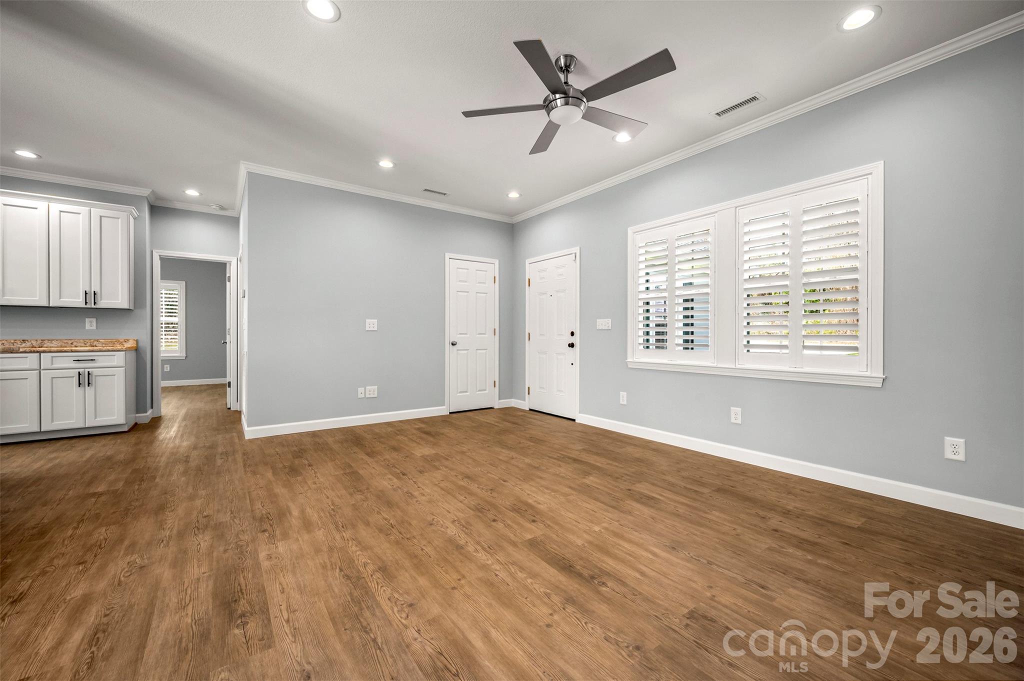 168 Nursery Road — Forest City