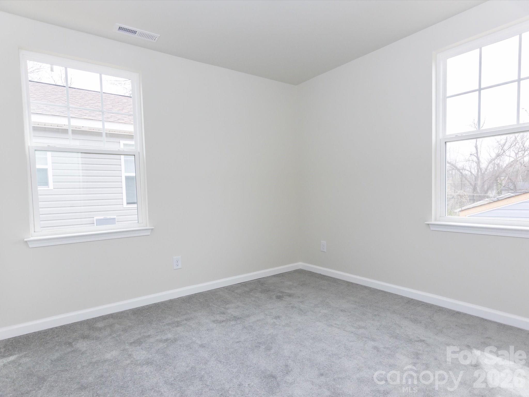 540 Broadway Court — Statesville