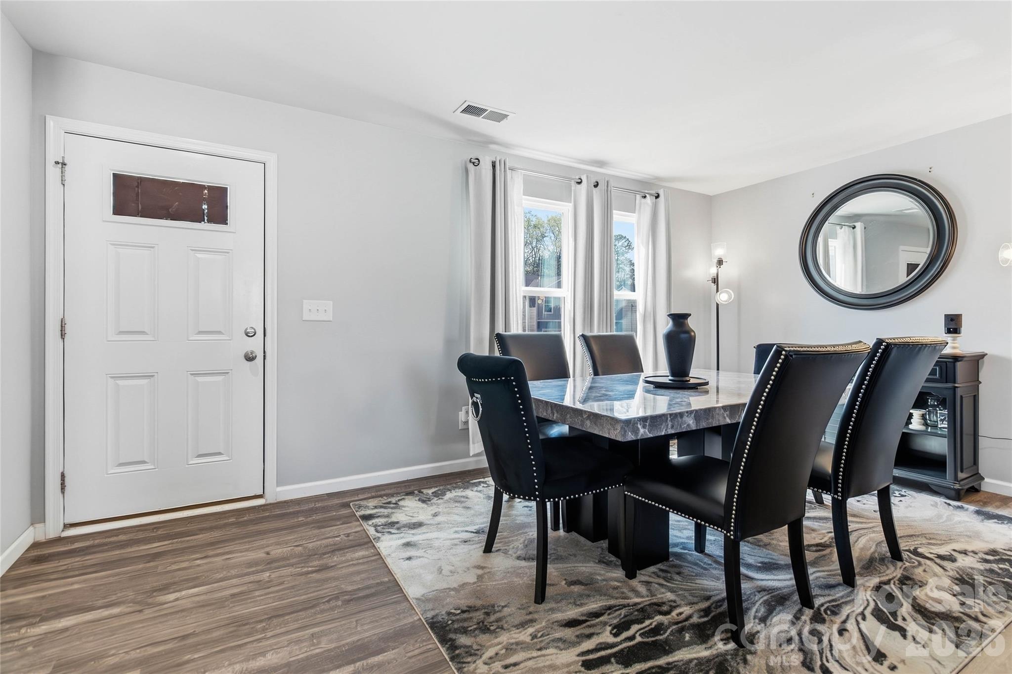 5127 Merwyn Avenue — Charlotte