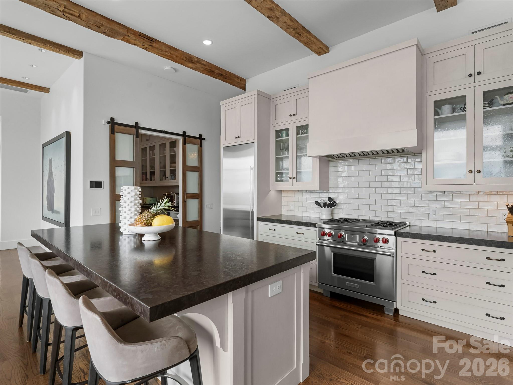 208 Skycliff Drive — Asheville