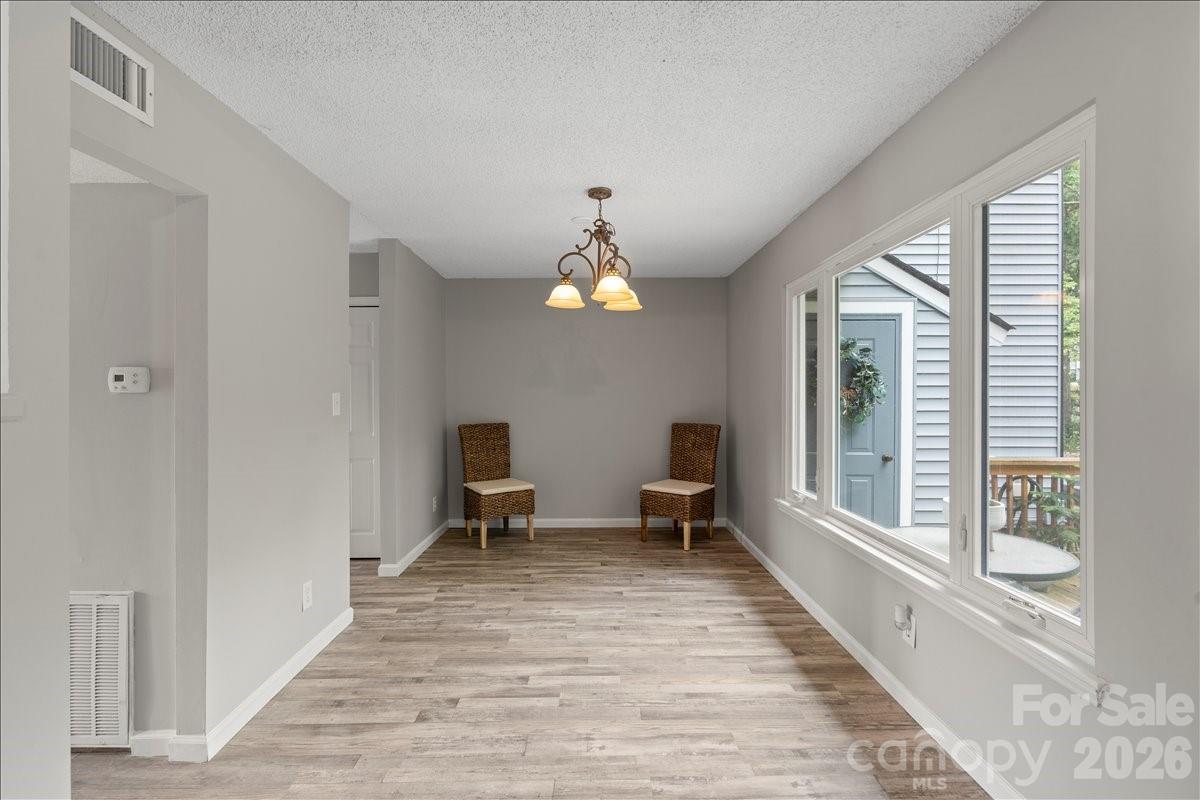 6610 Point Comfort Lane — Charlotte