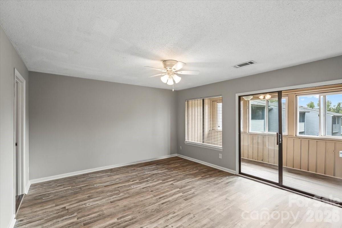 6610 Point Comfort Lane — Charlotte
