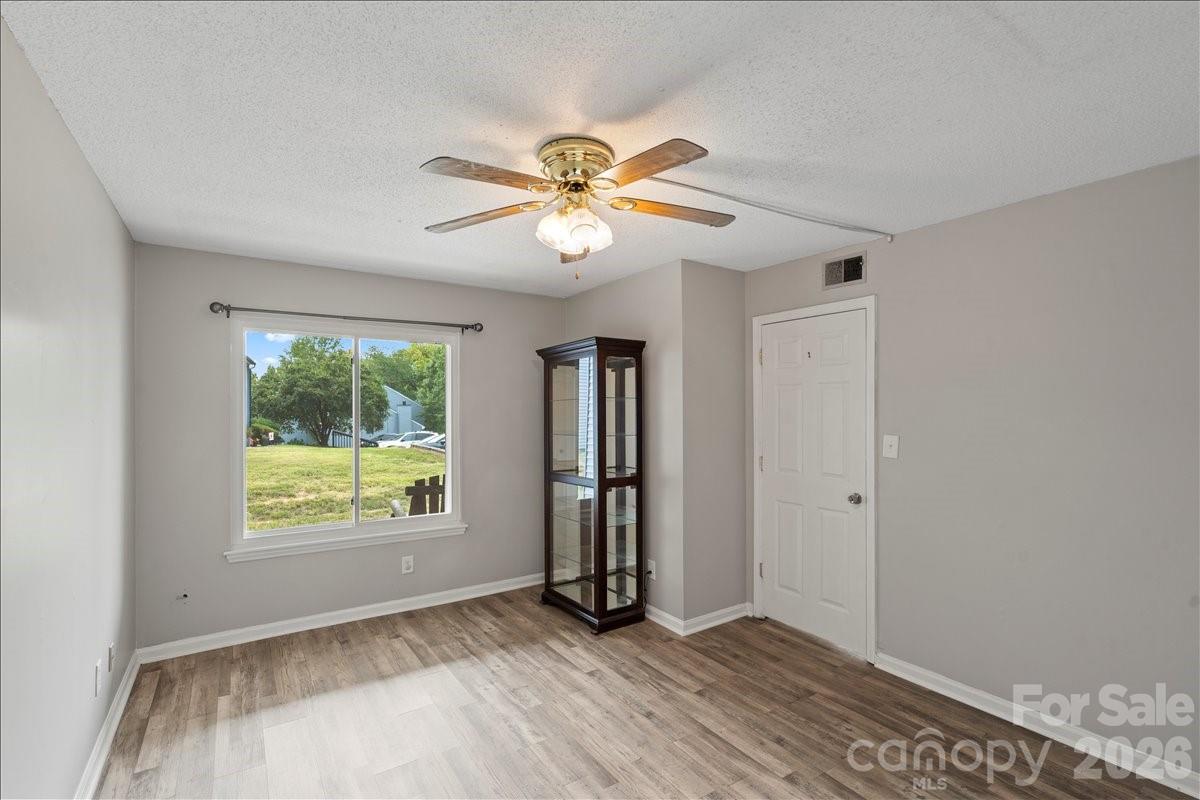 6610 Point Comfort Lane — Charlotte