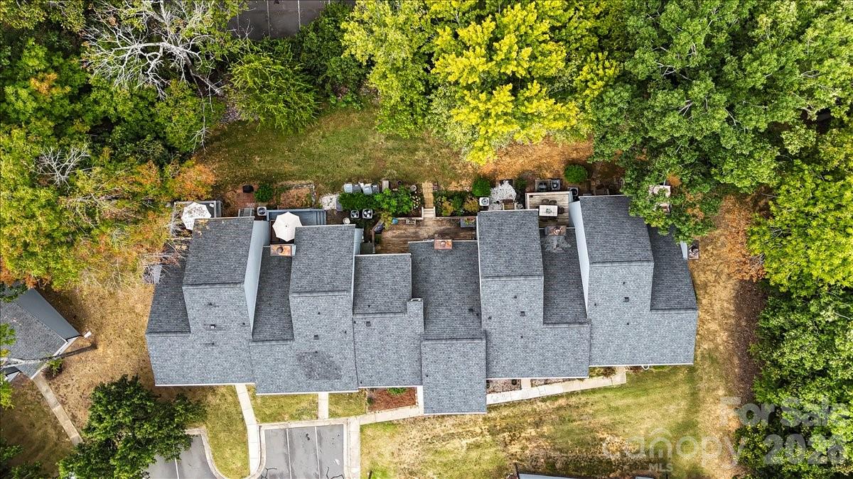 6610 Point Comfort Lane — Charlotte
