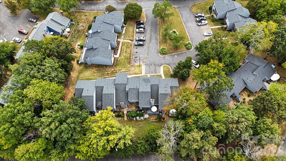 6610 Point Comfort Lane — Charlotte