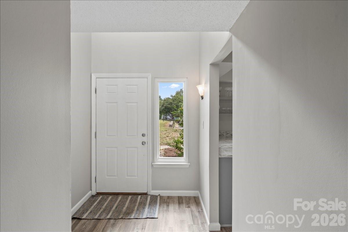 6610 Point Comfort Lane — Charlotte