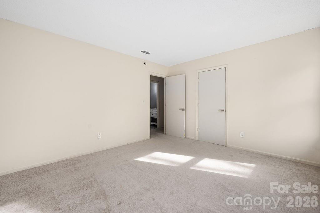 6515 Burning Bush Court — Charlotte