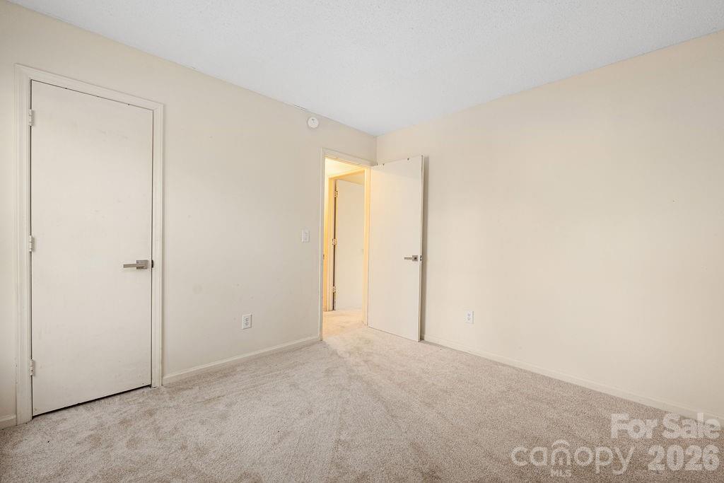 6515 Burning Bush Court — Charlotte