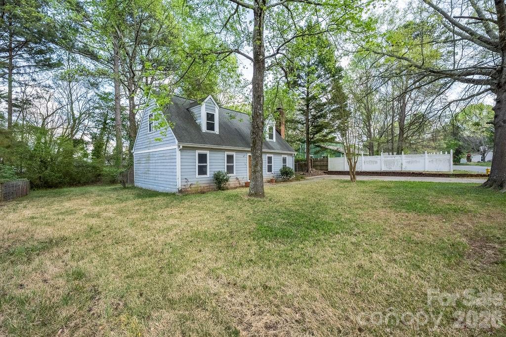 6515 Burning Bush Court — Charlotte