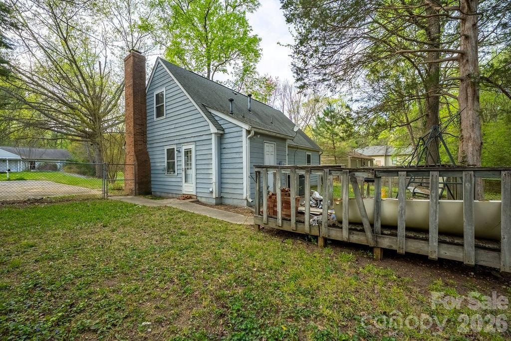 6515 Burning Bush Court — Charlotte