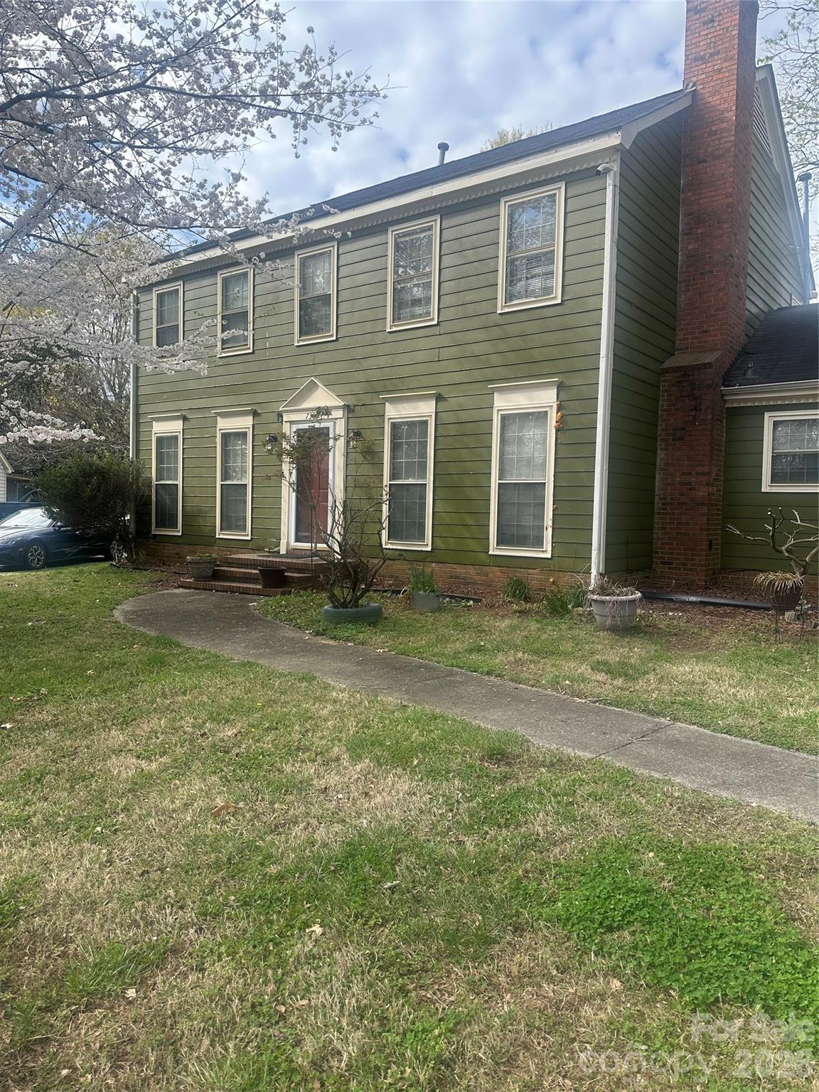 7309 Palmetto Court — Charlotte