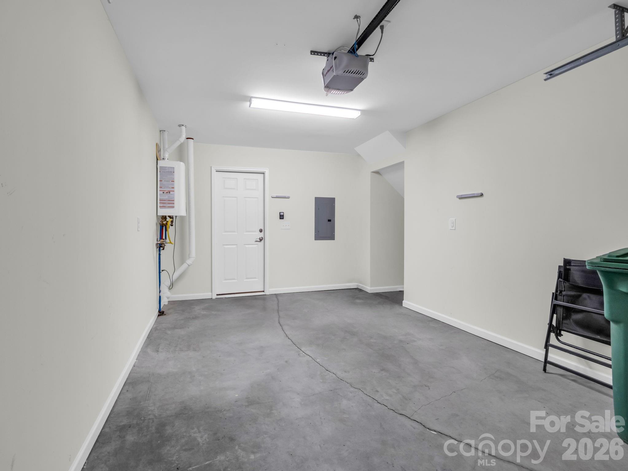 1106 Lynwood Forest Road — Arden