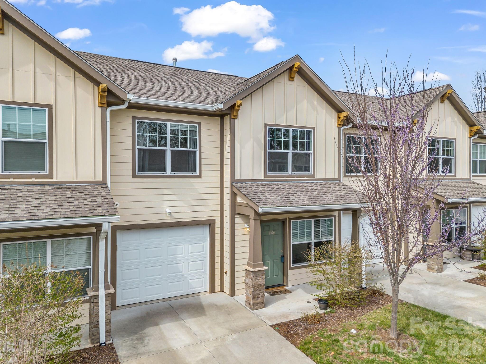 1106 Lynwood Forest Road — Arden