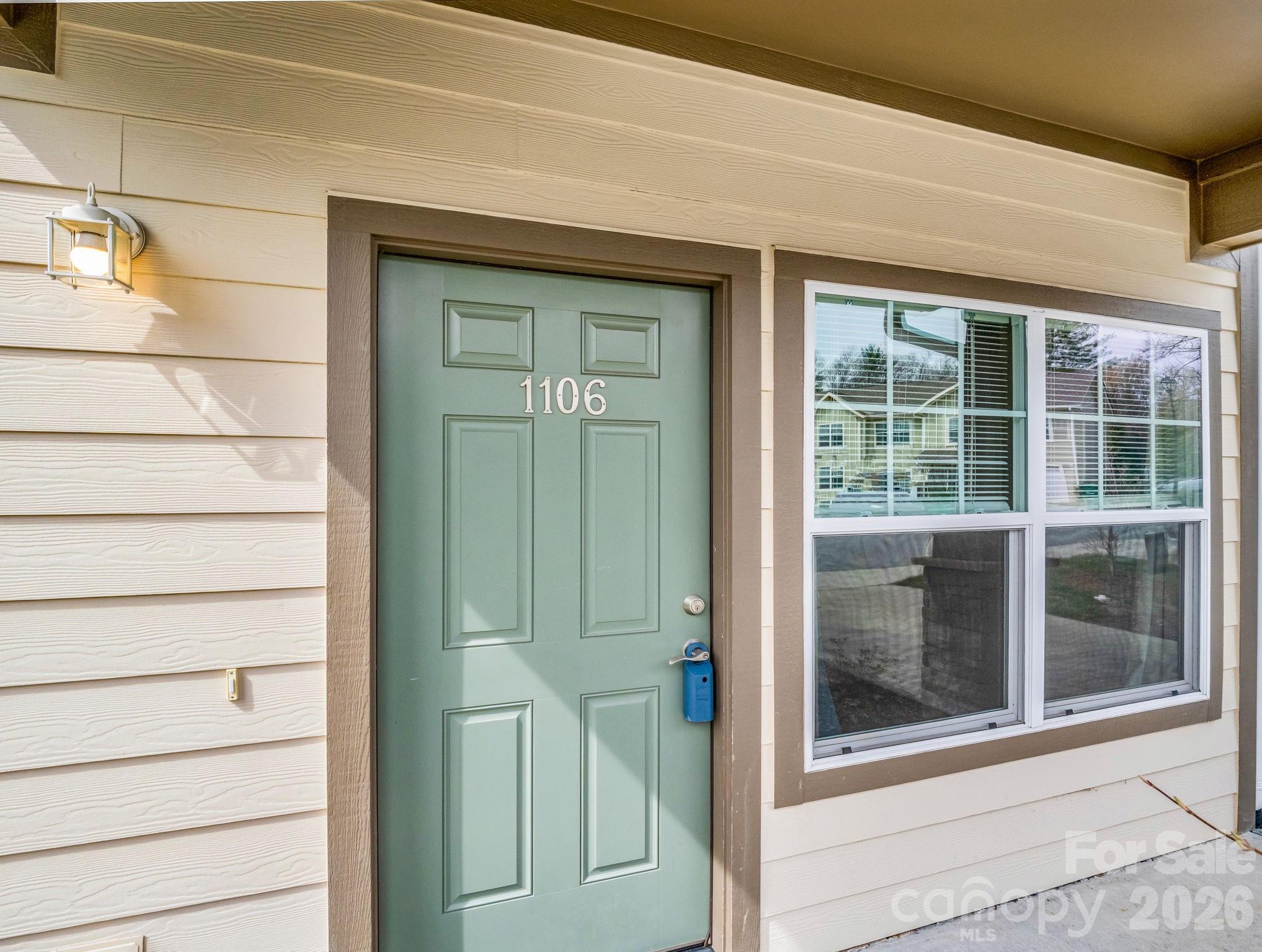 1106 Lynwood Forest Road — Arden