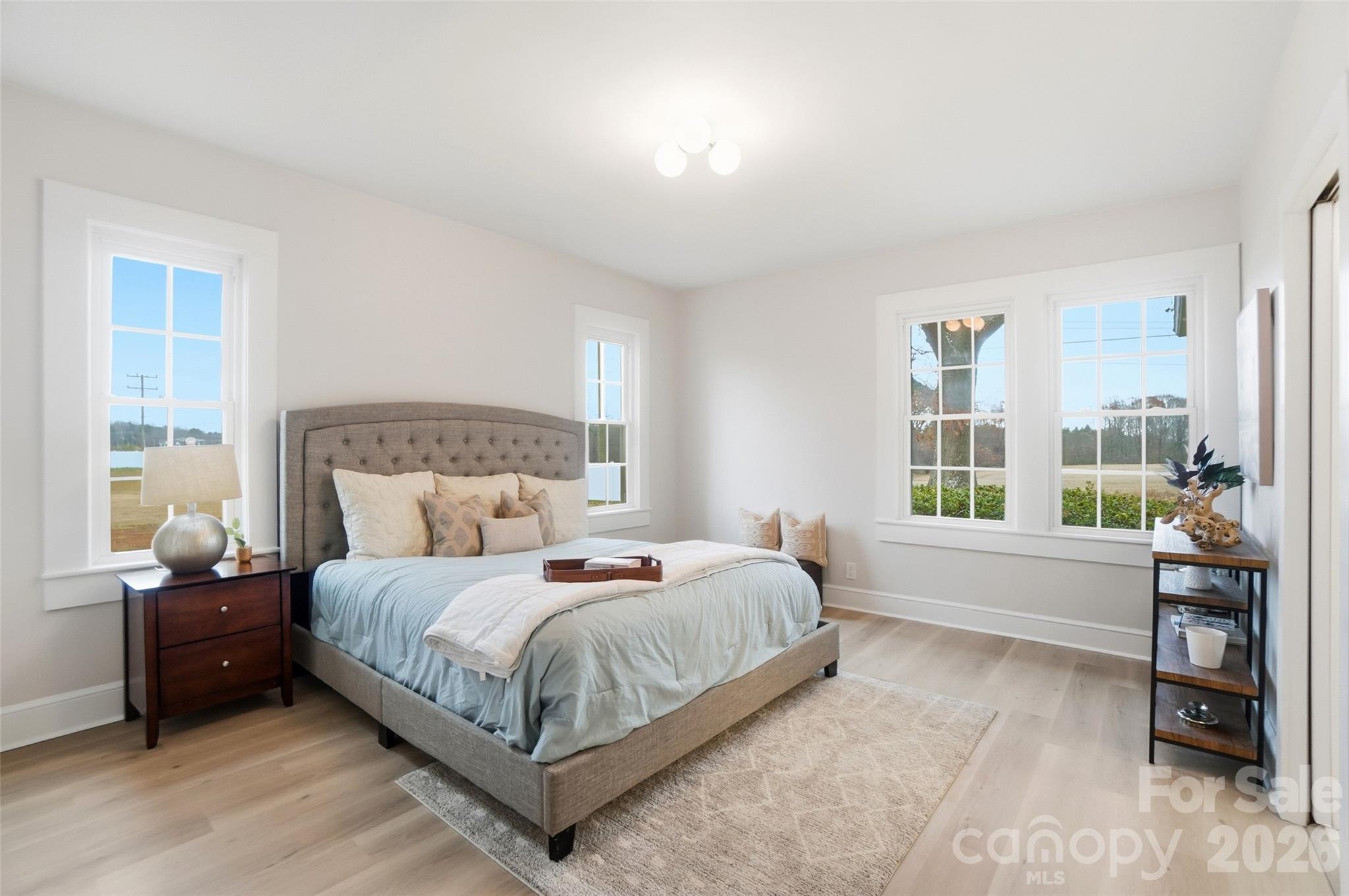 1212 Coddle Creek Highway — Mooresville