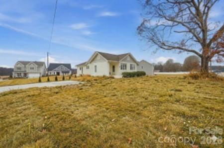 1212 Coddle Creek Highway — Mooresville