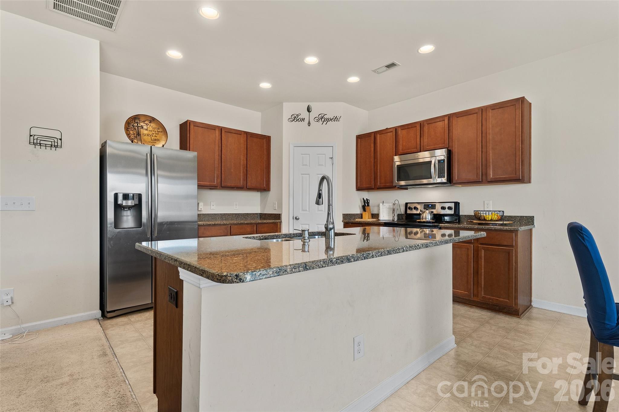 12439 Bending Branch Road — Charlotte
