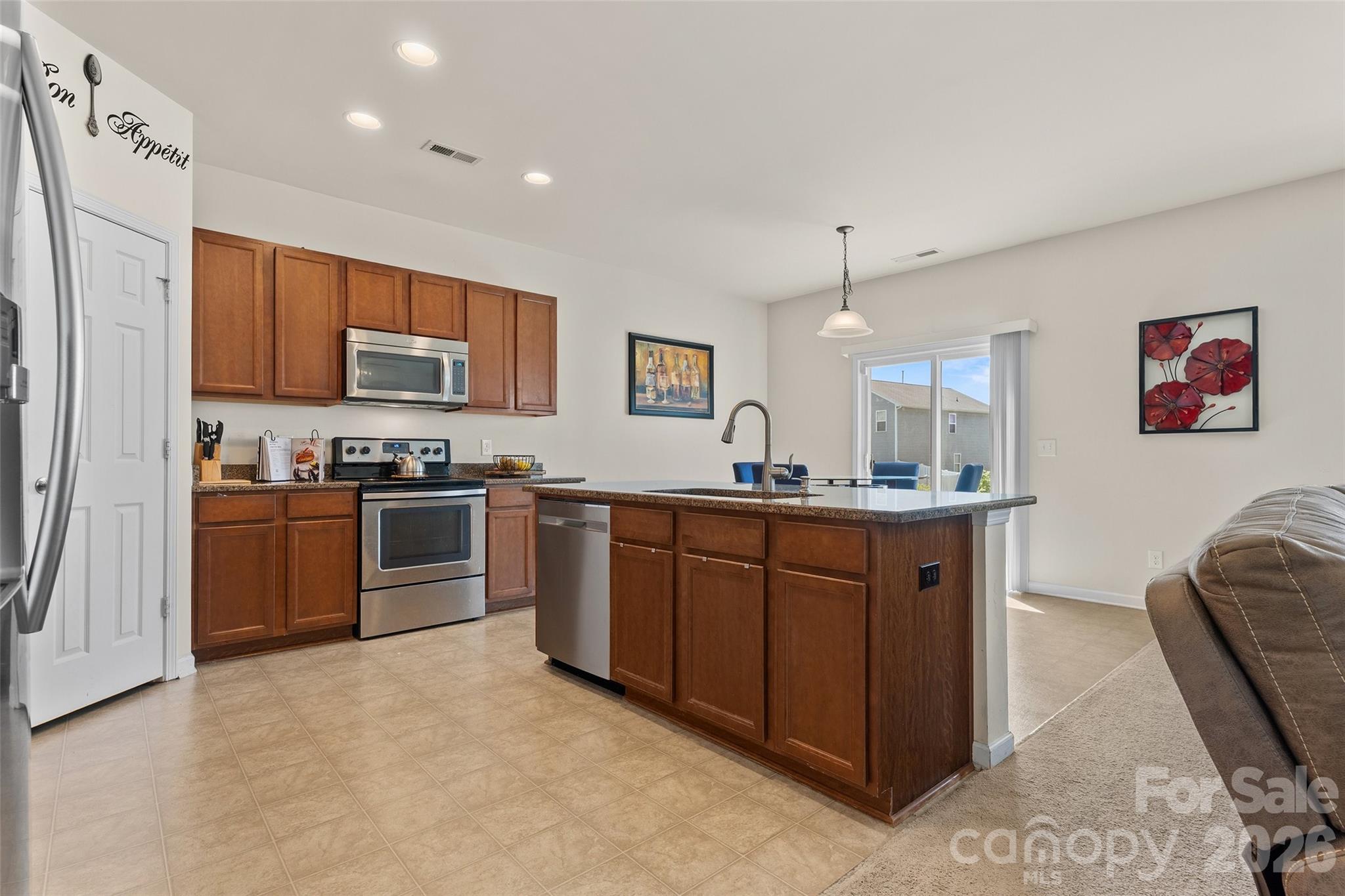 12439 Bending Branch Road — Charlotte