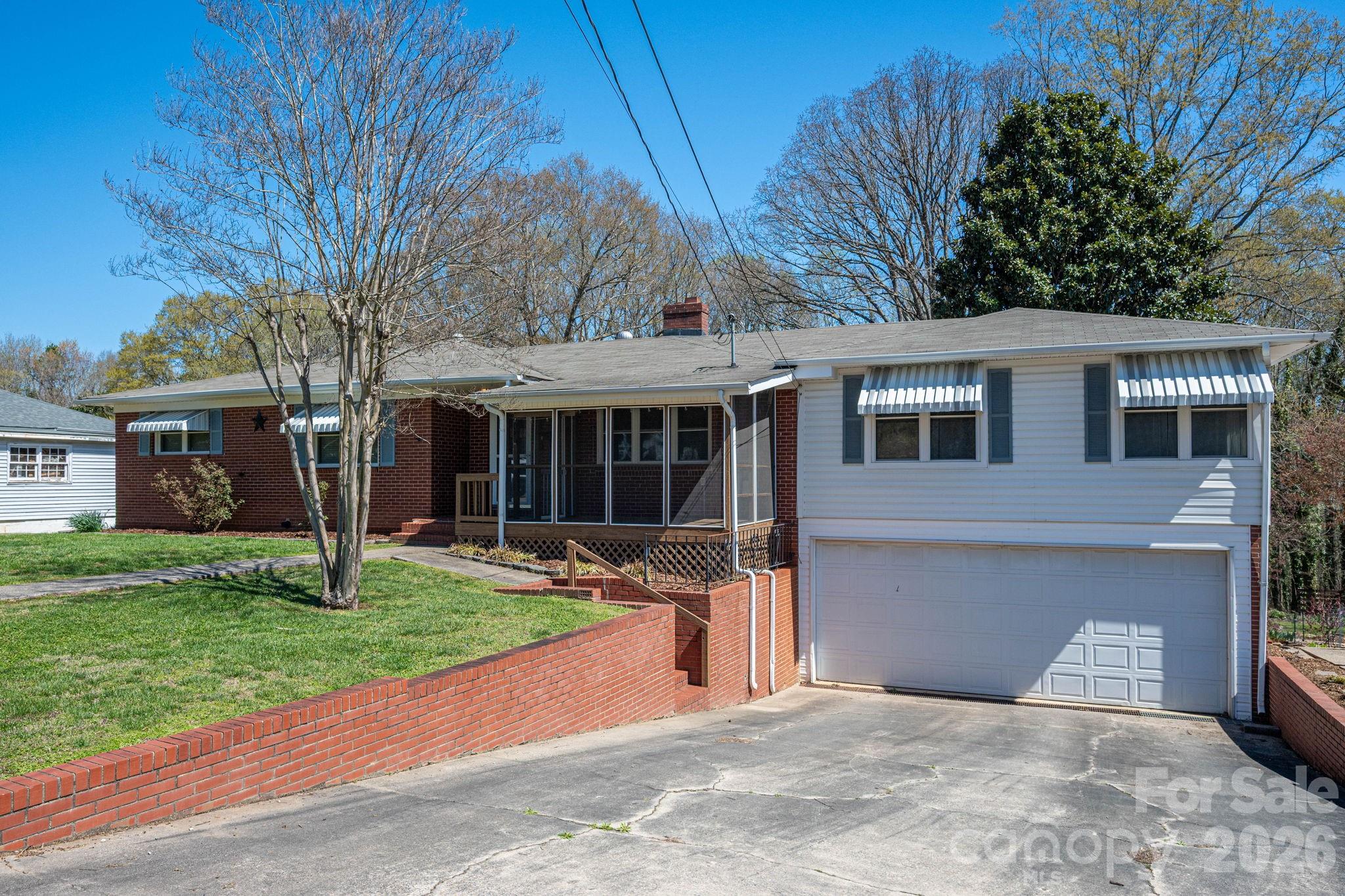 608 N State Street — Lincolnton