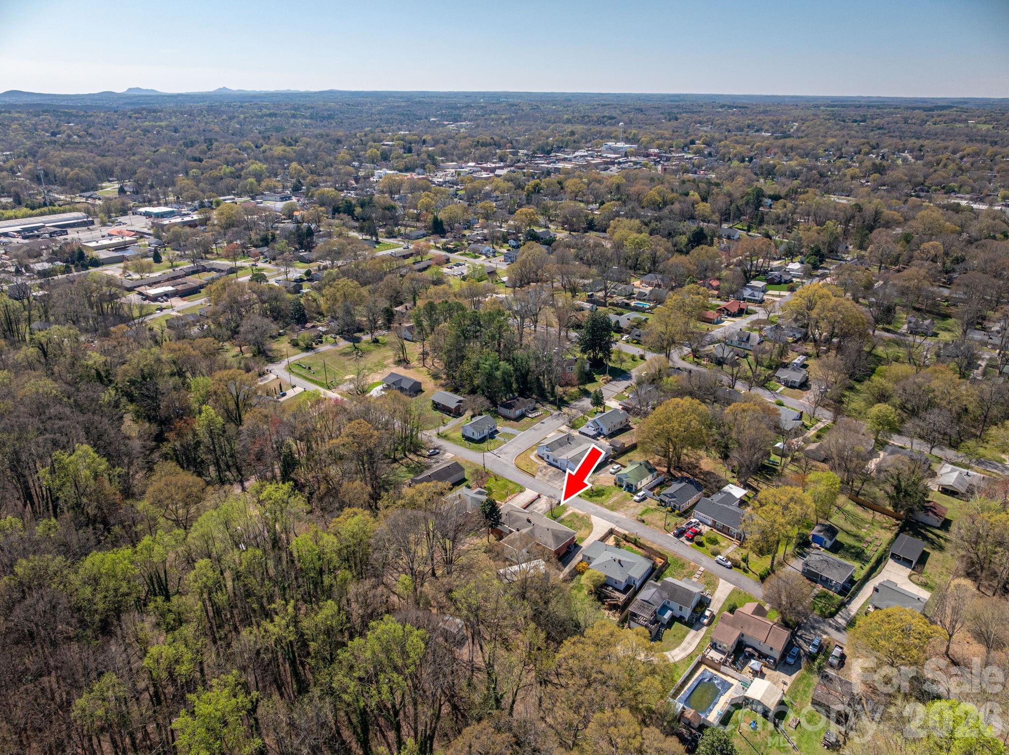 608 N State Street — Lincolnton